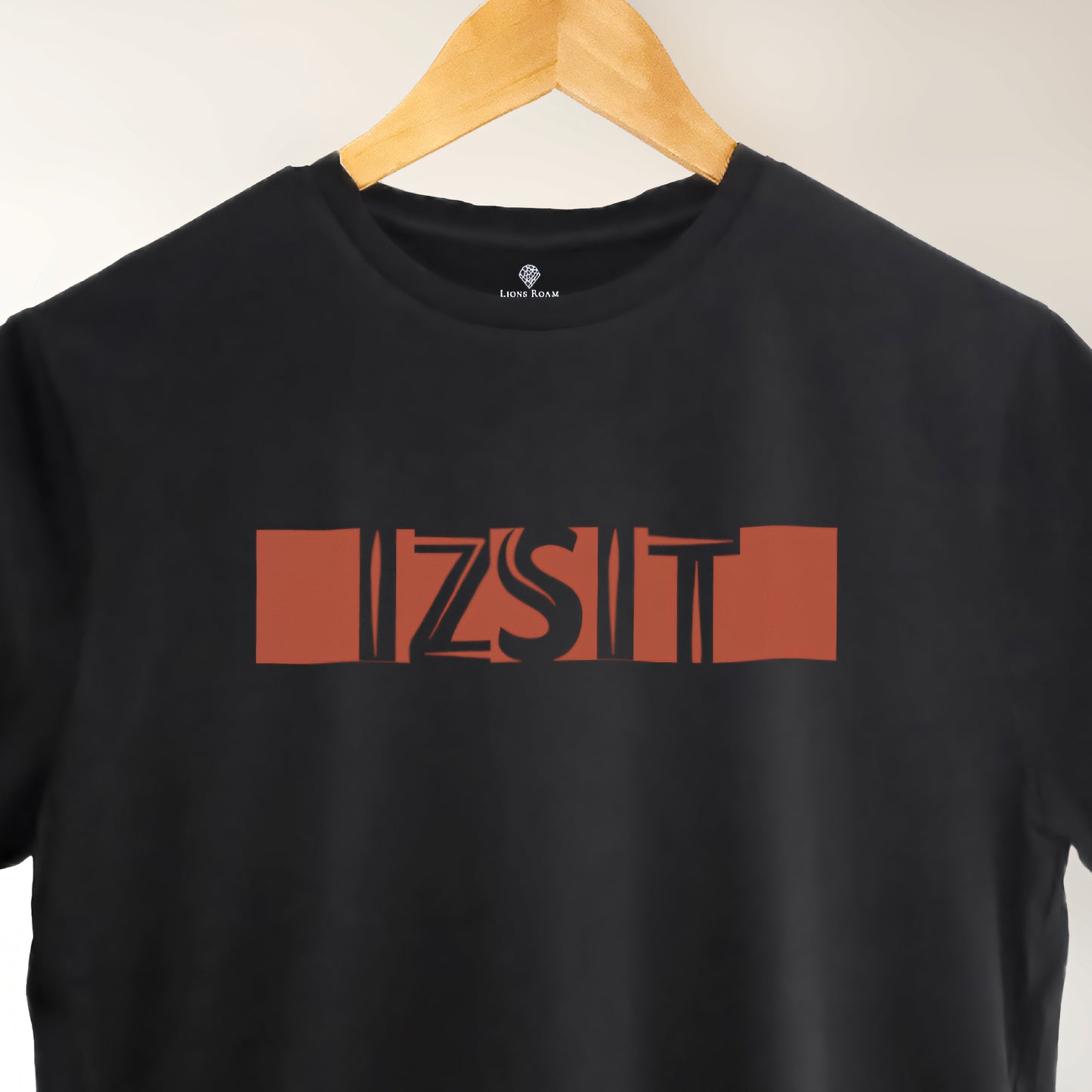 Izsit | Black T Shirt | Lions Roam
